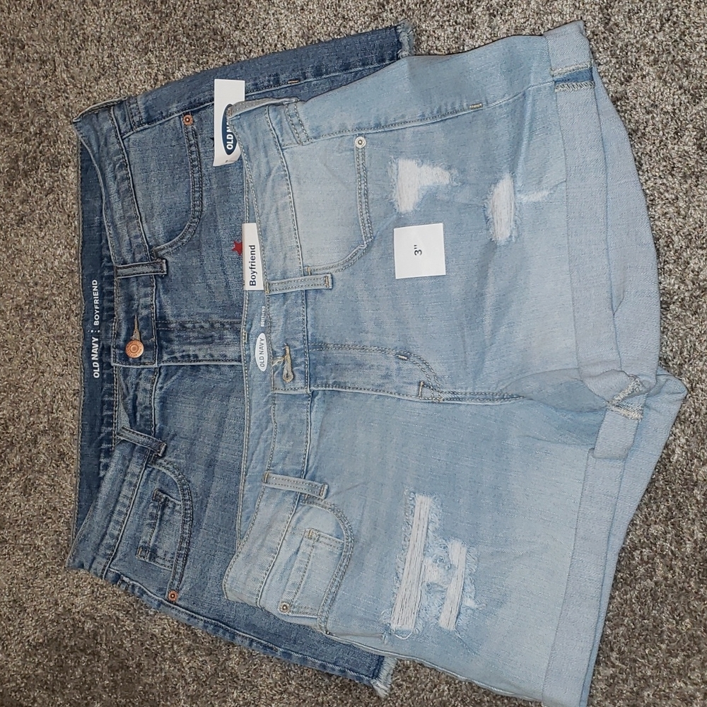 🚨🚨🚨🚨🚨Two pair of women's shorts🚨🚨🚨🚨🚨